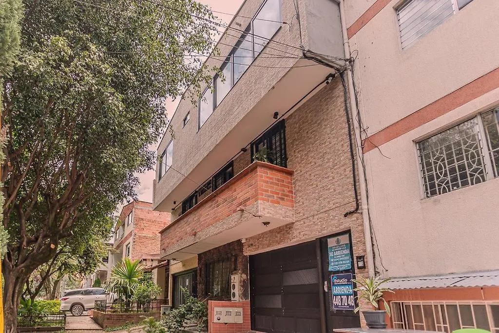 Luxury & Cozy Laureles Apartment 메딜린