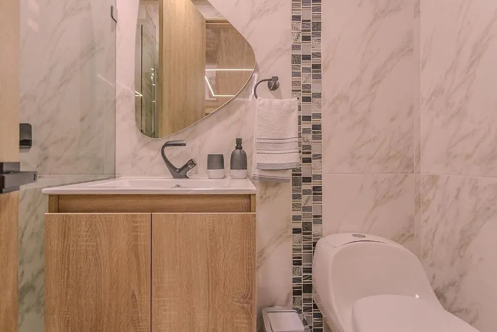 Luxury & Cozy Laureles Apartment Medellin
